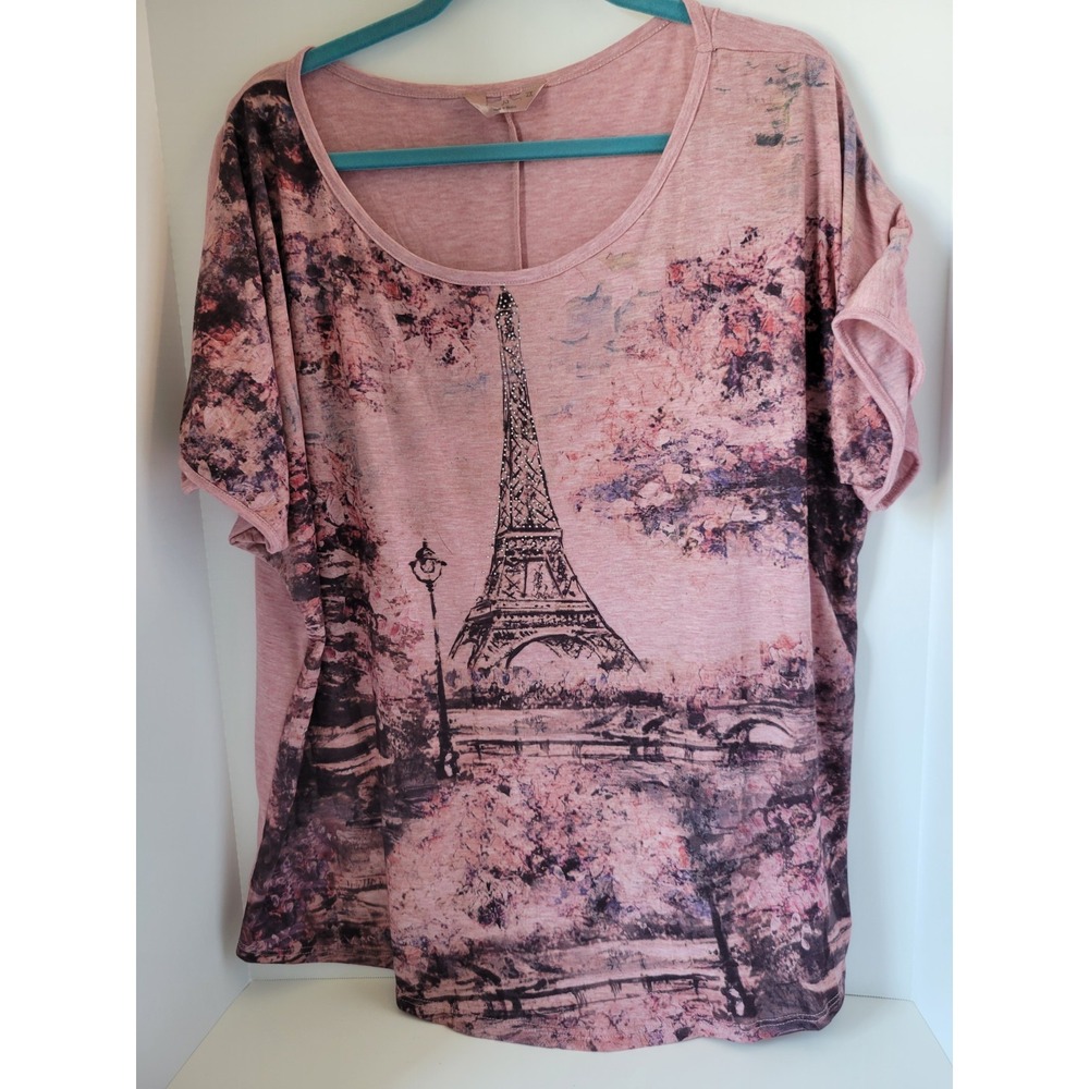 SJS Womens Plus Size 2X Eiffel Tower Scene w/raised Crystals on tower Rose pink
